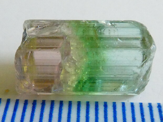 Toermalijn groen/roze kristal