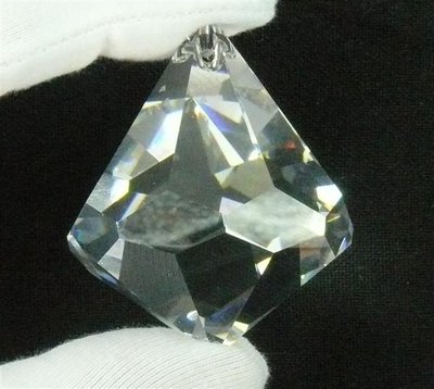 Regenboogkristal karbonkel 32 x 40 mm