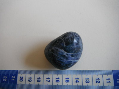 Sodaliet knuffelsteen  43 gram