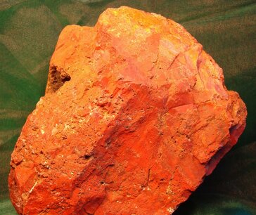 Edelsteen Remedie Jaspis, Rood Inhoud 10 cc Edelsteen Remedie Jaspis, Rood Inhoud 10 cc