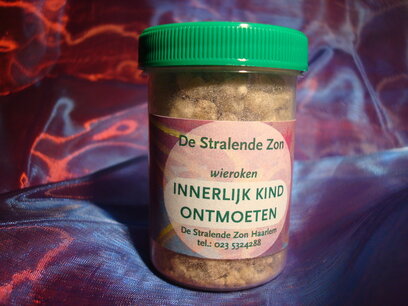 Innerlijk Kind Ontmoeten Met de hand gemaakte natuurlijke wierook Innerlijk Kind Ontmoeten Met de hand gemaakte natuurlijke wierook