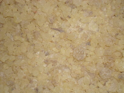 Dammar ca 55 cc. Onbewerkte natuurlijke wierook Dammar ca 55 cc. Onbewerkte natuurlijke wierook