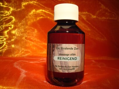 Reinigend 100 cc met de hand gemaakte natuurlijke massage olie Reinigend 100 cc met de hand gemaakte natuurlijke massage olie