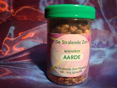 Aarde Met de hand gemaakte natuurlijke wierook 55 cc Aarde Met de hand gemaakte natuurlijke wierook 55 cc